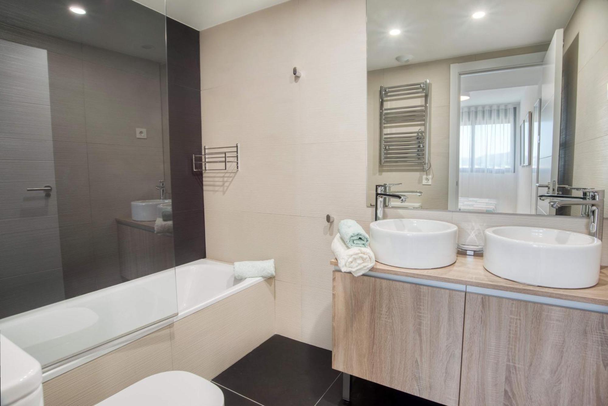 Апартаменты Penthouse On The First Line Платья-де-Аро Экстерьер фото