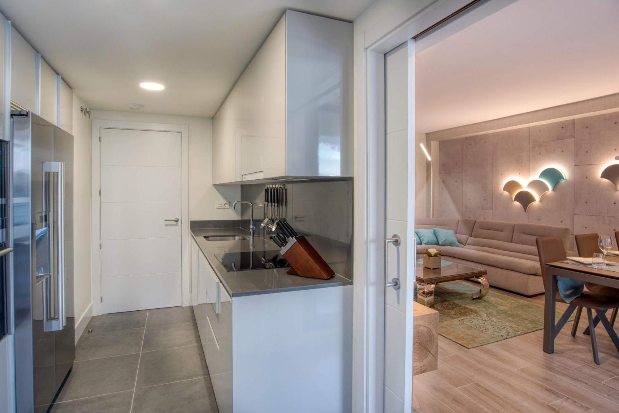 Апартаменты Penthouse On The First Line Платья-де-Аро Экстерьер фото